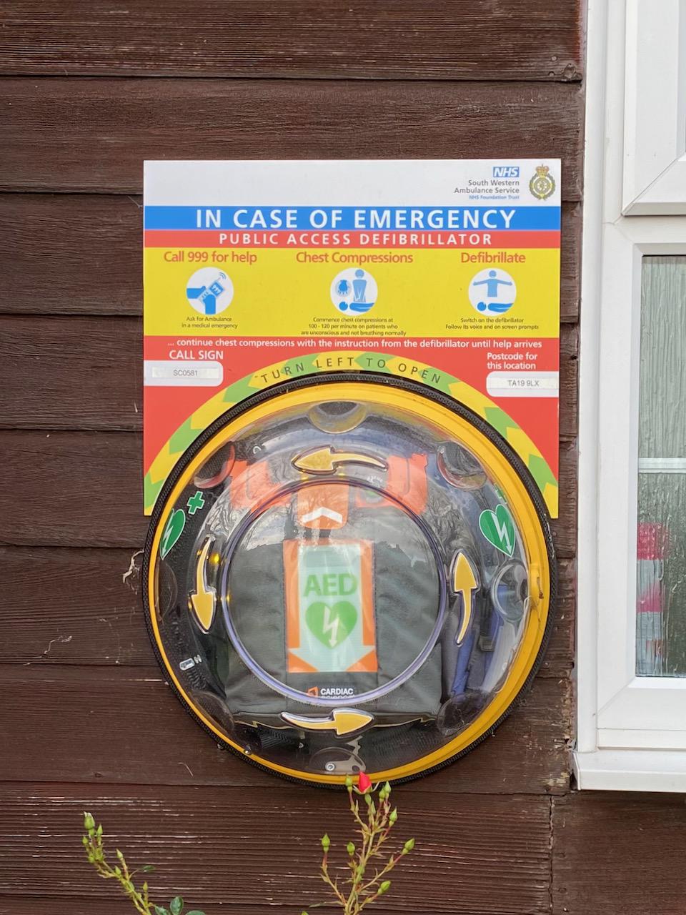 Defibrillator